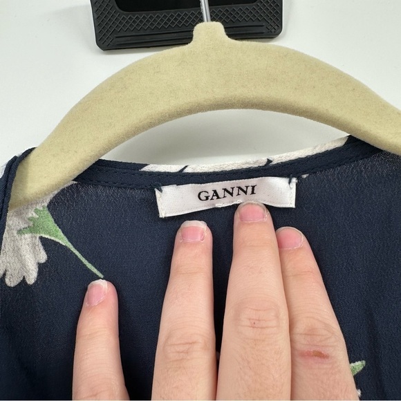 Ganni Silvery Crepe Wrap Dress Size 36 Daisy Floral Print Spring - Picture 5 of 9